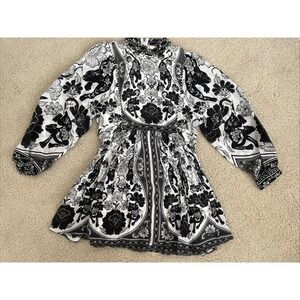 Farm Rio Flower Leopards Black and White Long Sleeve Dress Size Large